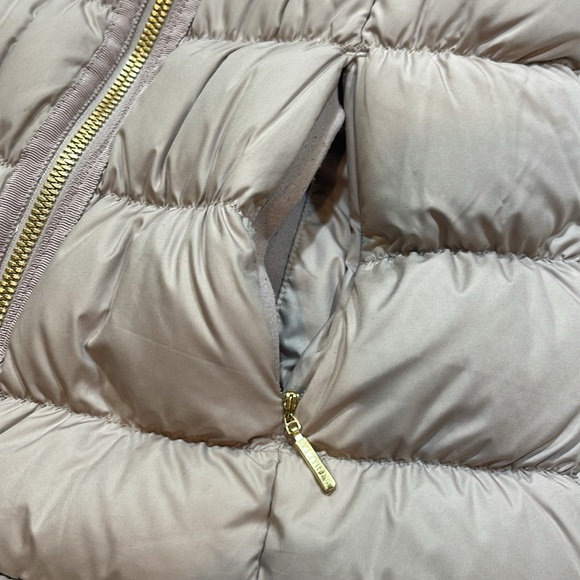 ATHLETA Taupe Goose Down Puffer Vest • XXS • Warm Quilted Zip Front High Collar - Picture 4 of 9